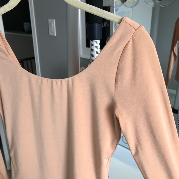 NWOT. Wilfred Bodysuit - Size Small - Picture 3 of 5